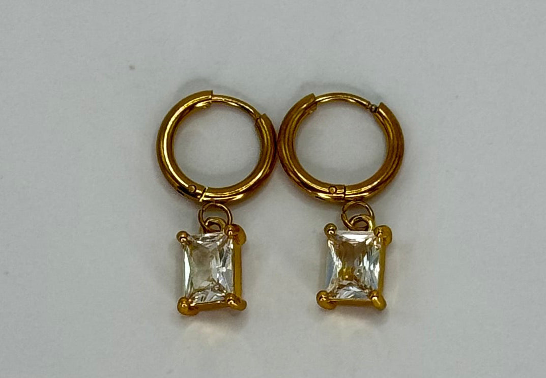 Orecchini pendenti pietra bianca