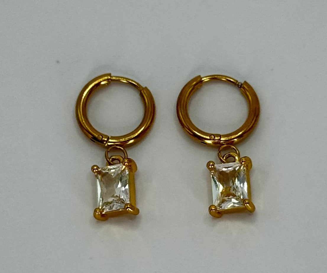 Orecchini pendenti pietra bianca