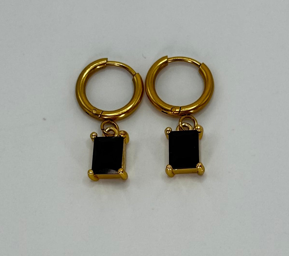 Orecchini pendenti pietra nera